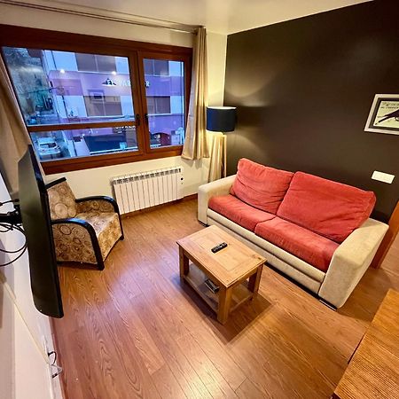 Lotila Flats Cuirgu Aparthotel Felechosa Ngoại thất bức ảnh